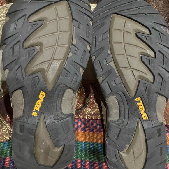 Teva Mens hiking shoes Size 8 - Picture 7 of 11